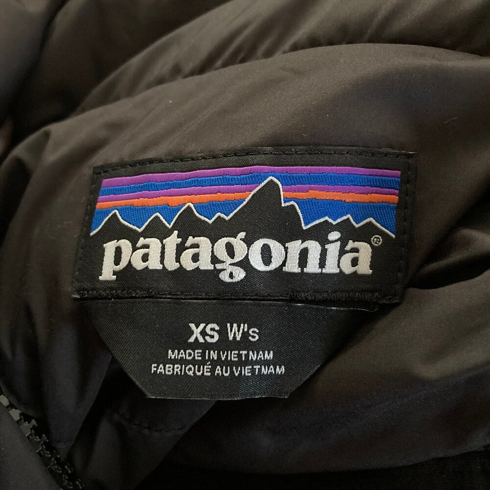 Patagonia hooded long puffer coat Black XS - Picture 3 of 3